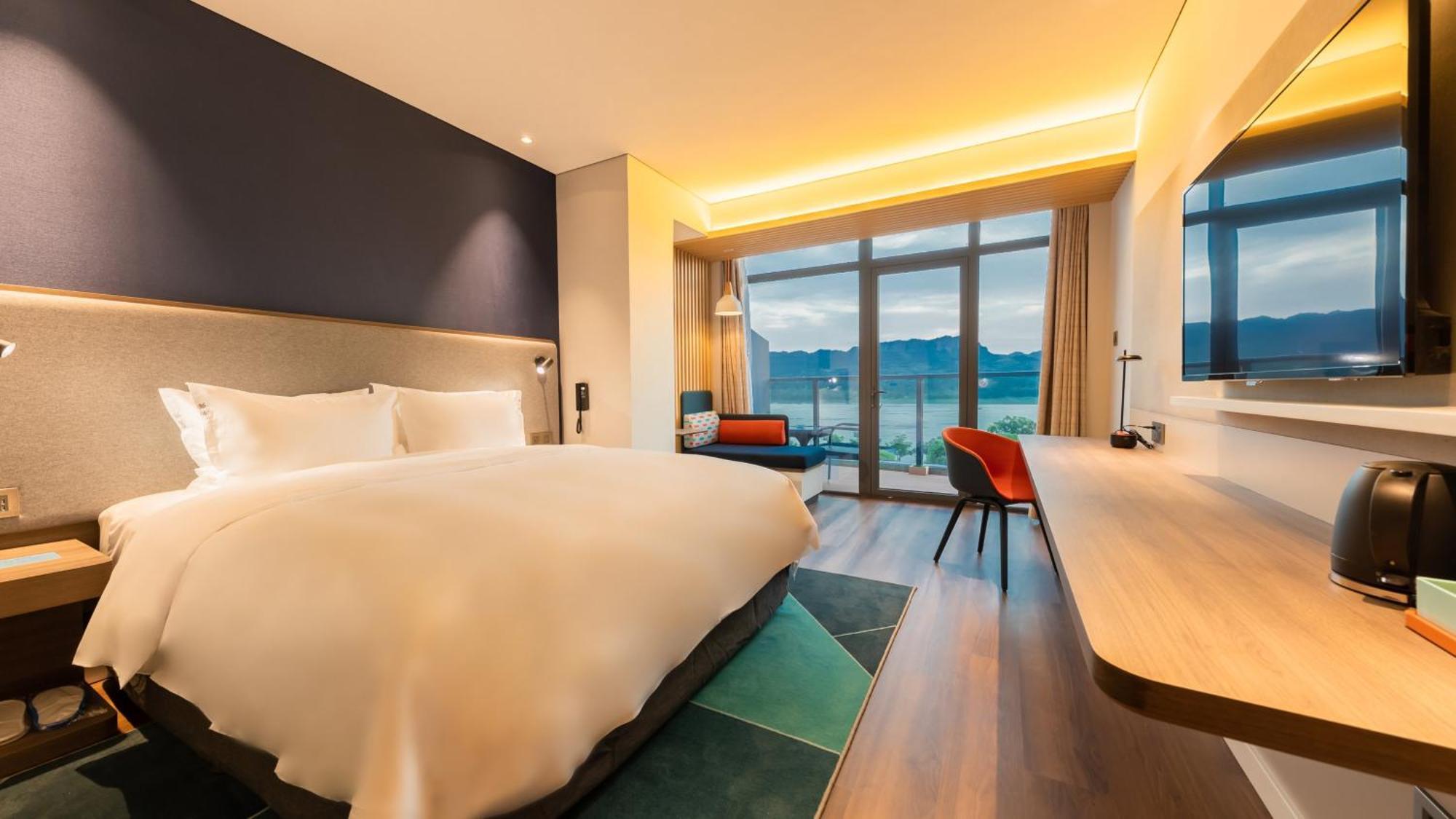Holiday Inn Express Yichang Riverside By Ihg Ngoại thất bức ảnh
